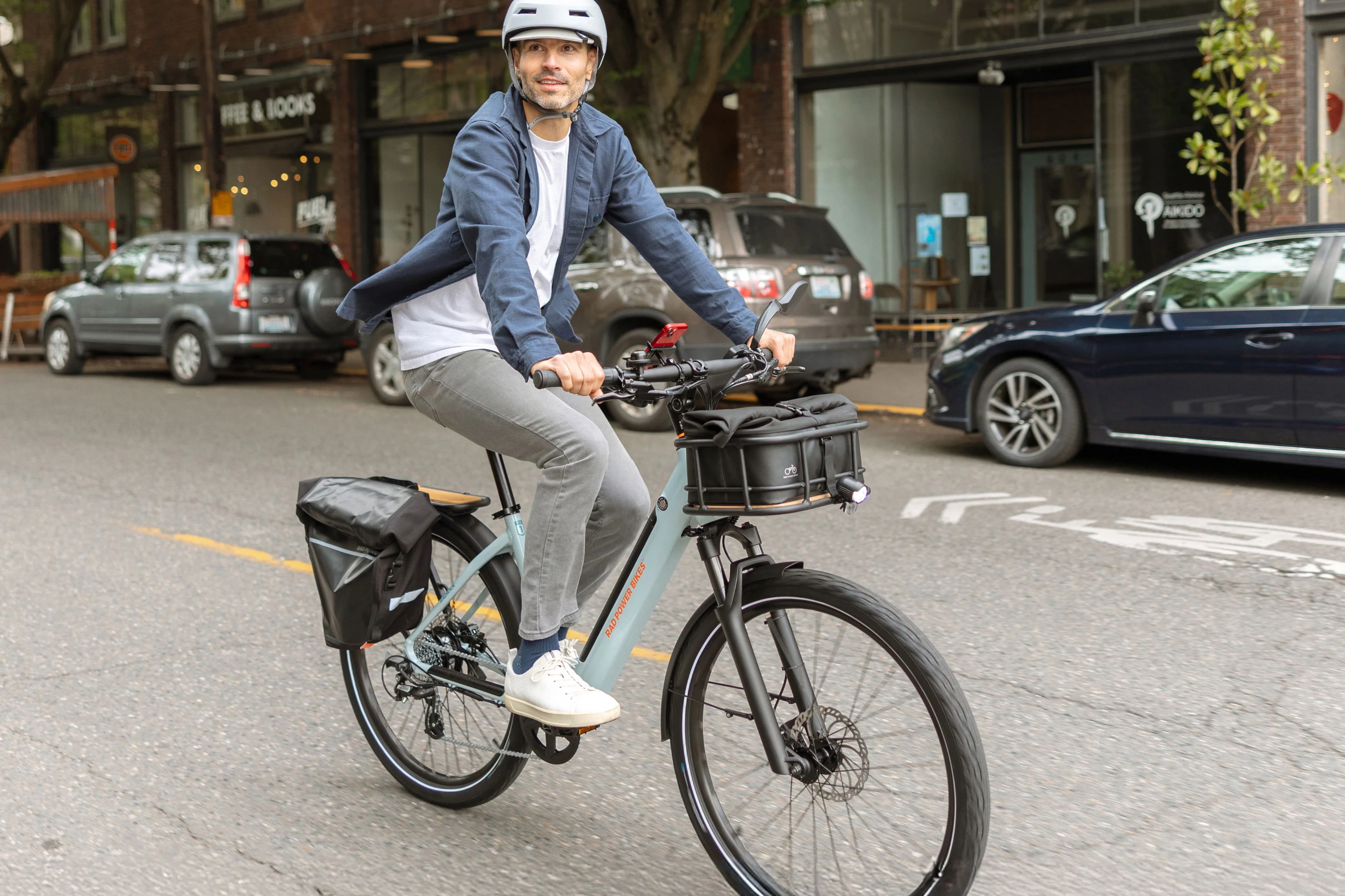 RadKick™ 7-Speed Electric Lightweight Bike - Image 10