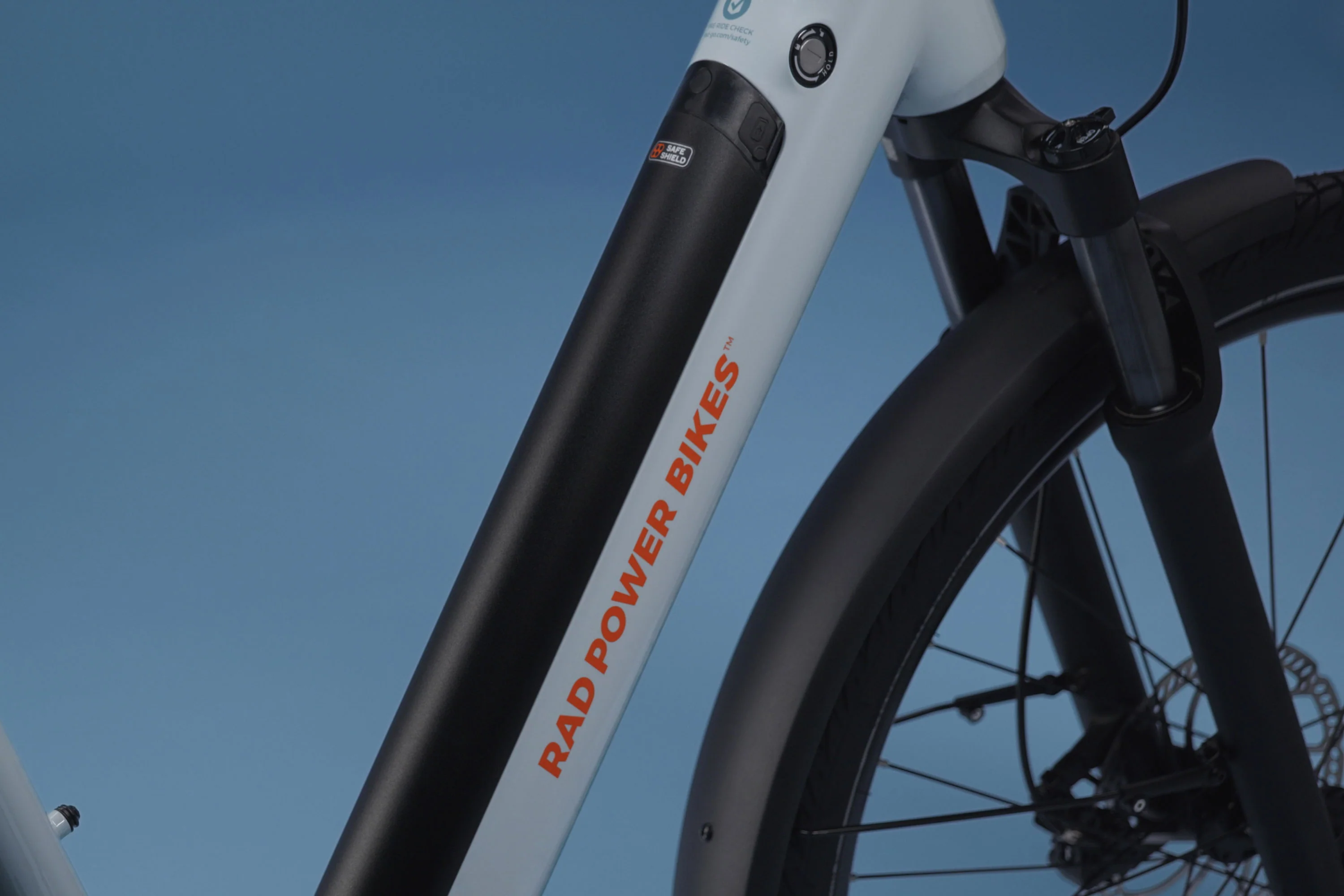 RadKick™ 7-Speed Electric Lightweight Bike - Image 6